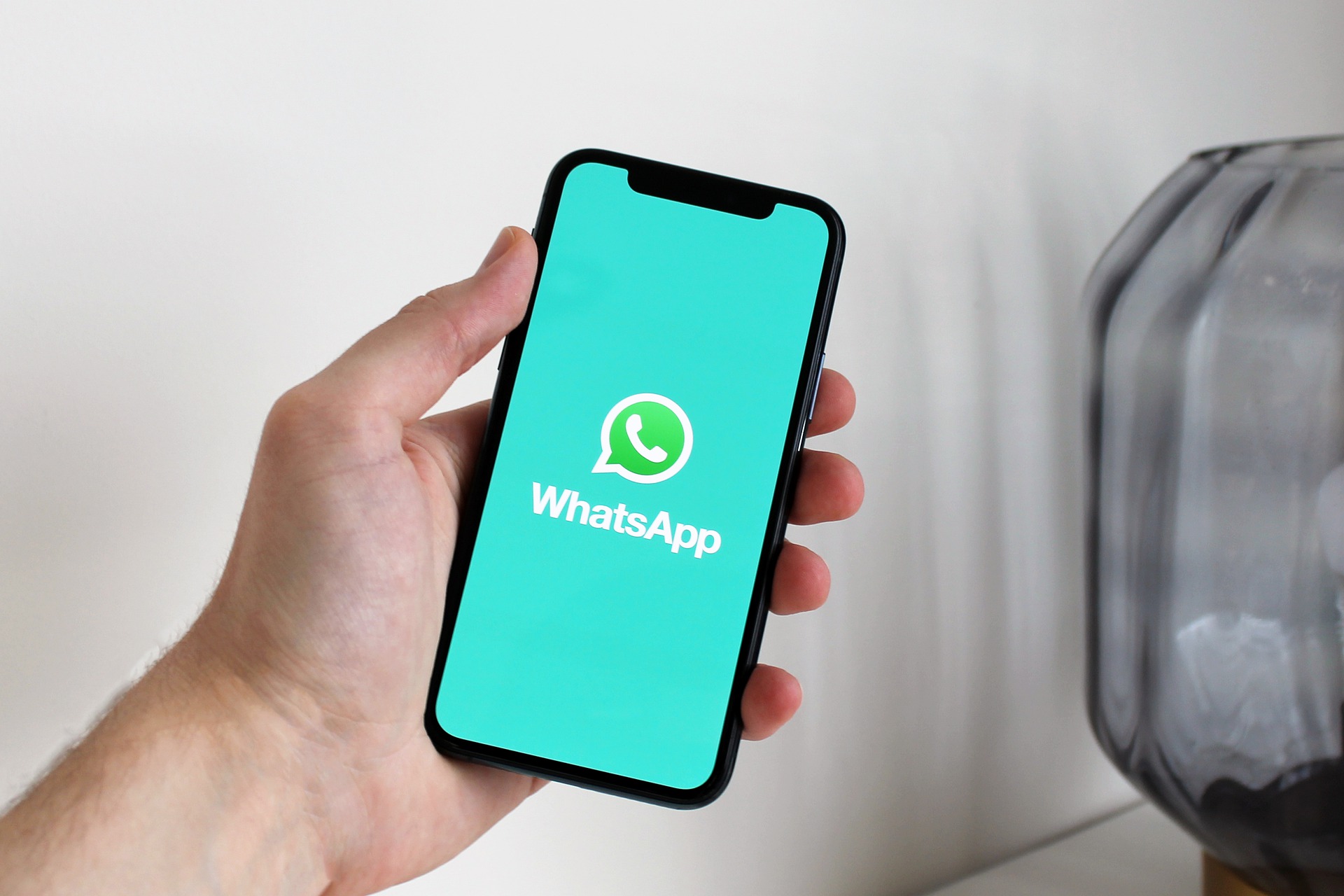 whatsapp collegare 4 dispositivi non connessi internet